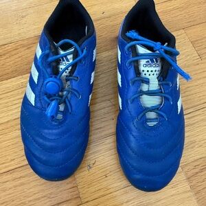 Adidas Kids Blue Soccer Shoes size 13